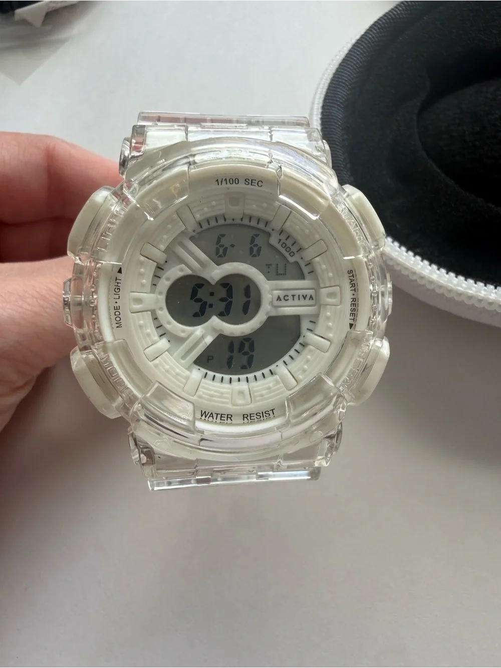 NEW Invicta Unisex Watch Bundle White Activa + Case & Keychain